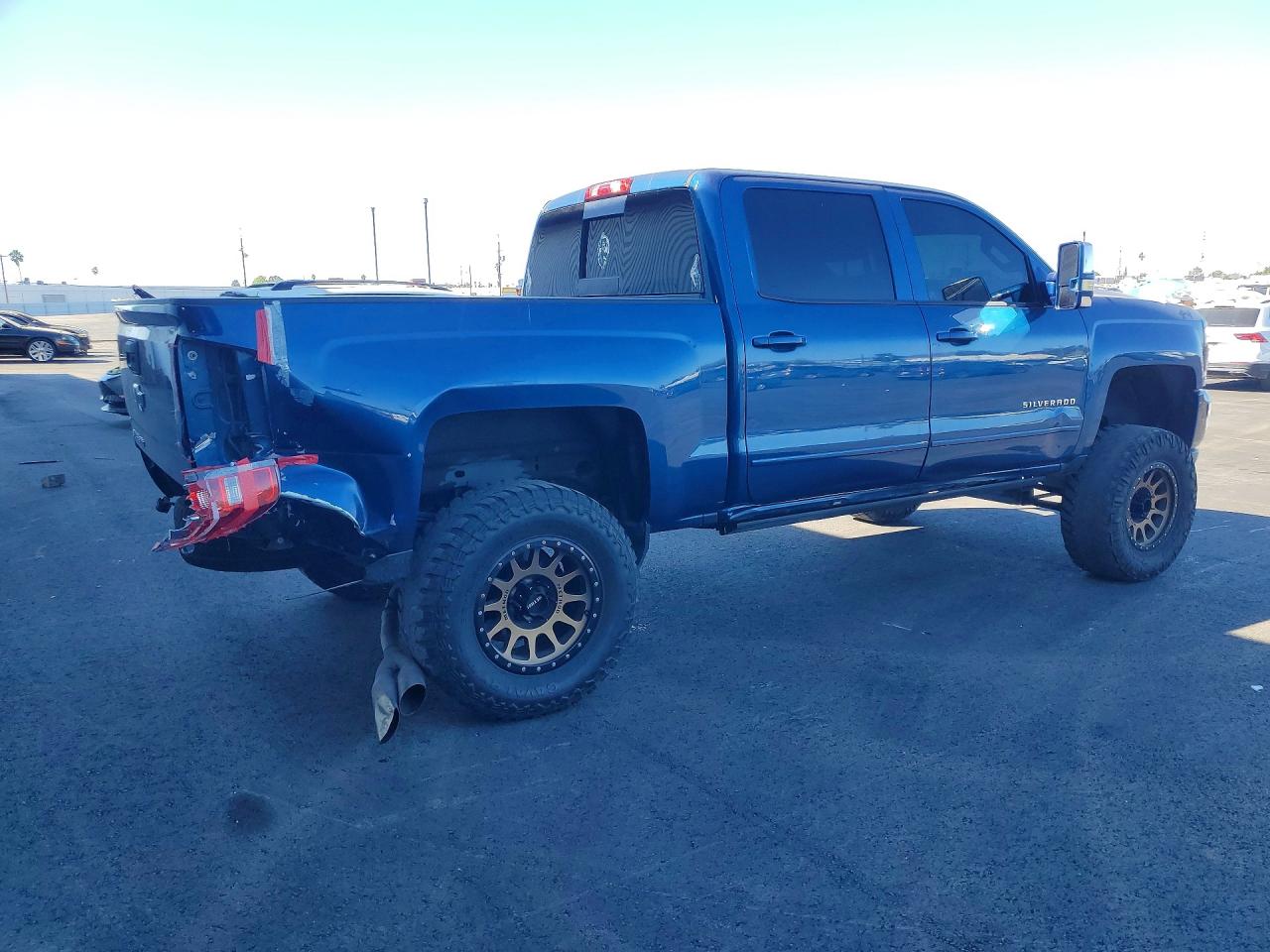 2017 CHEVROLET SILVERADO C1500 LT photo 7