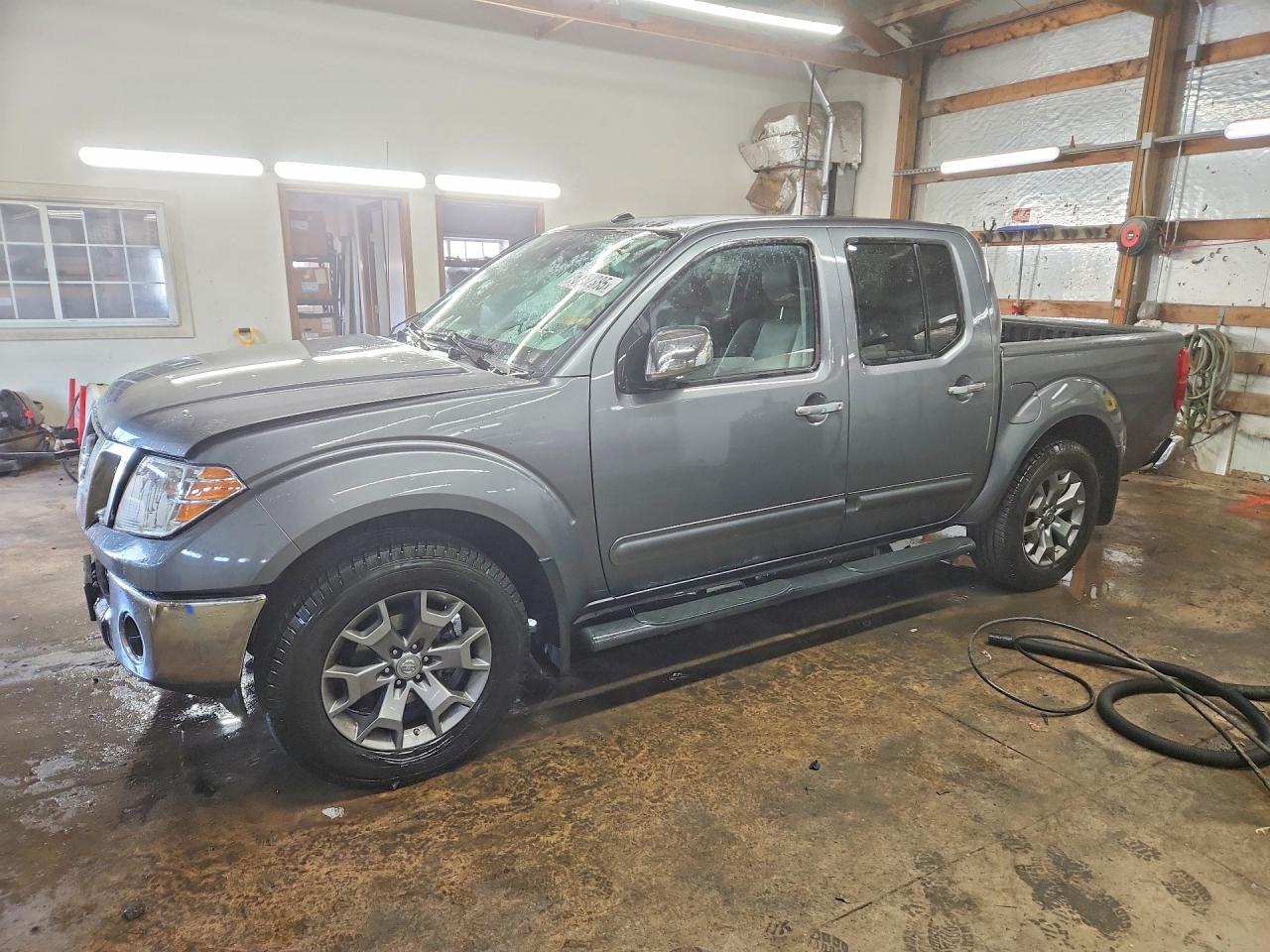 2019 NISSAN FRONTIER