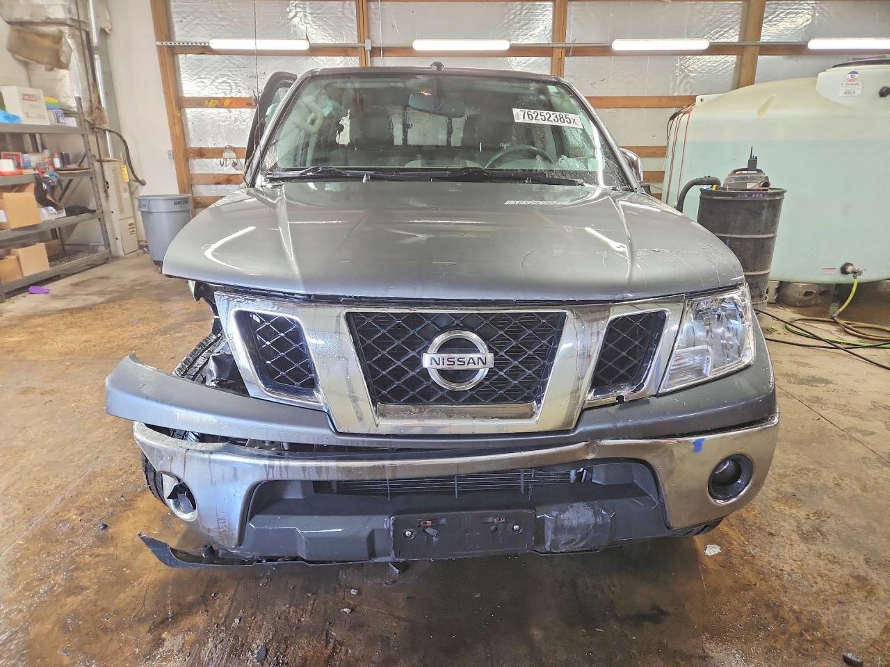 2019 NISSAN FRONTIER SL photo 13