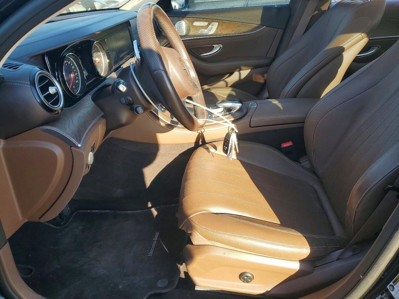 2018 MERCEDES-BENZ E 300 4MATIC photo 13