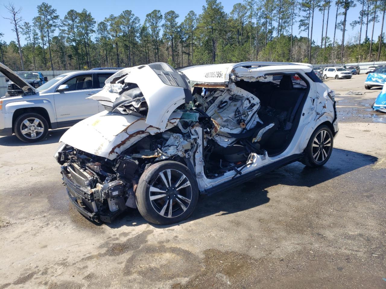 2019 NISSAN KICKS