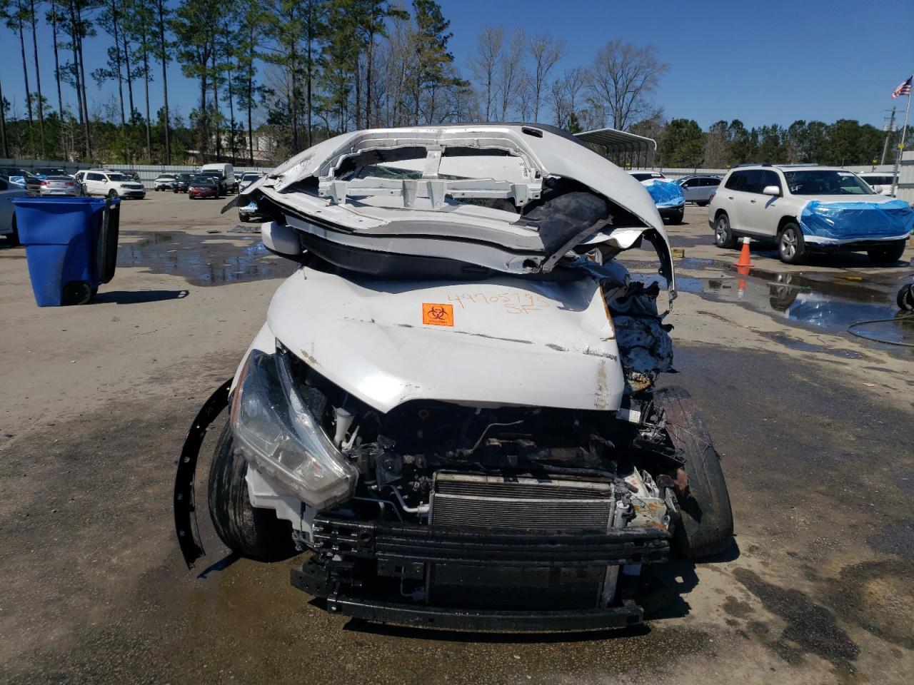 2019 NISSAN KICKS S photo 9