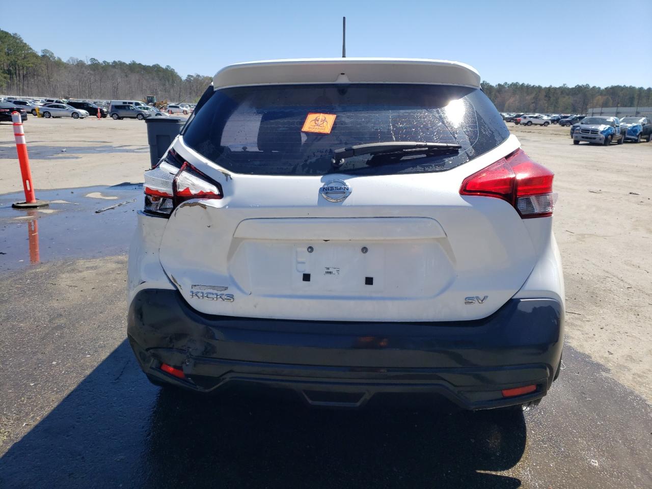 2019 NISSAN KICKS S photo 11