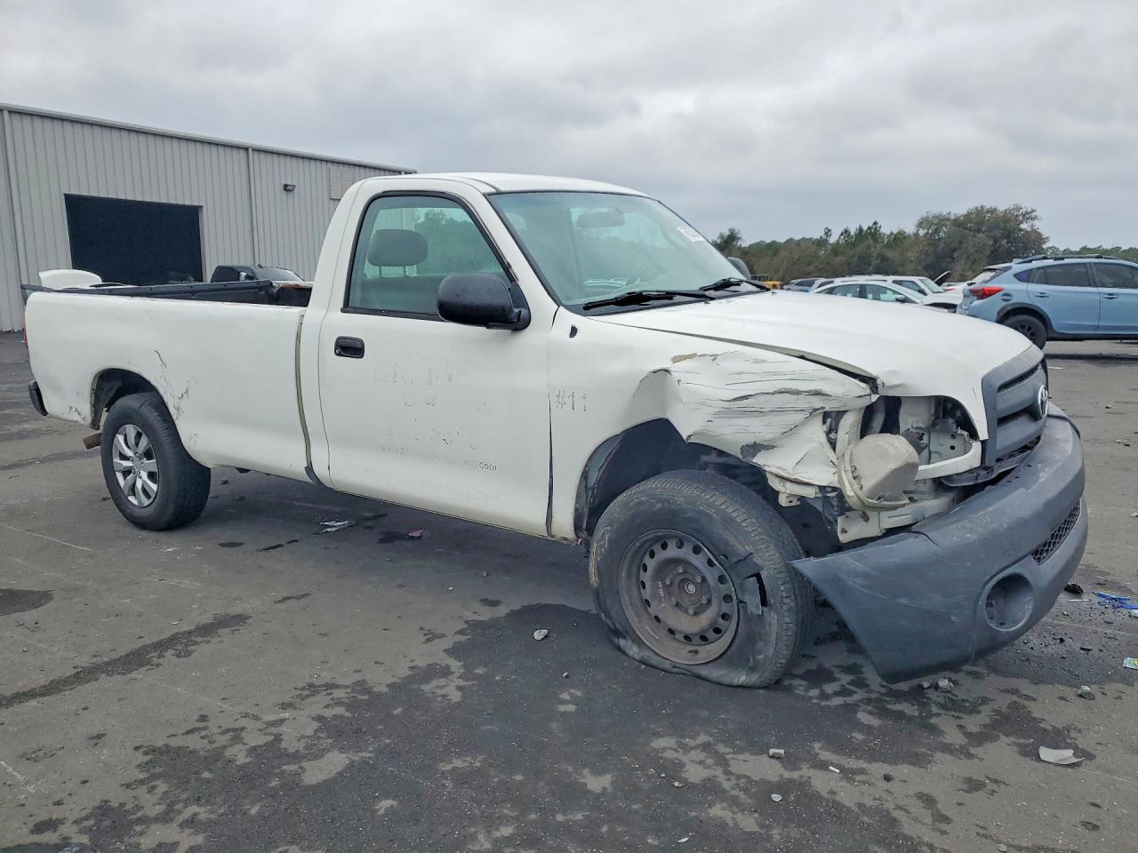 2003 TOYOTA TUNDRA BASE photo 4