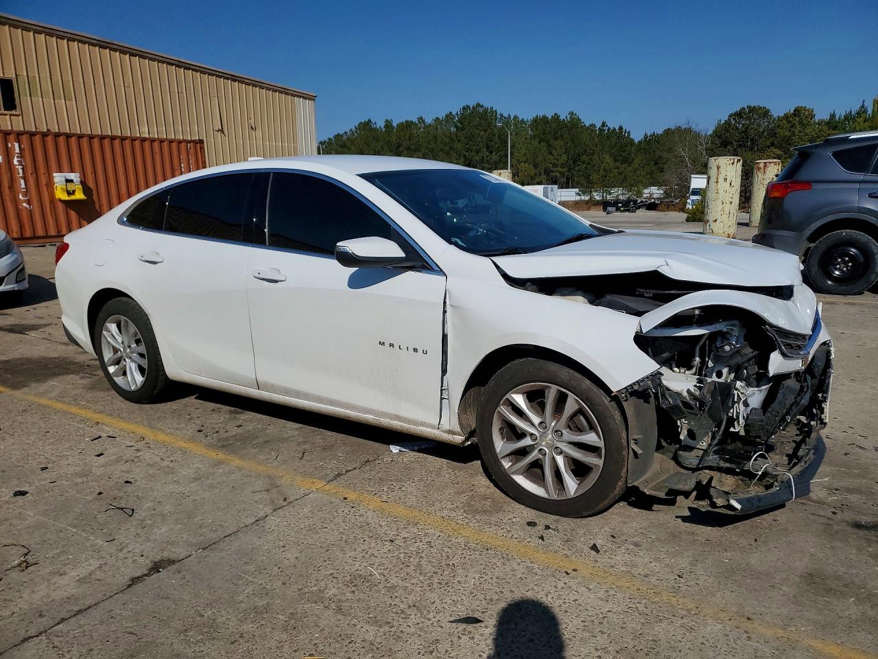 2018 CHEVROLET MALIBU LT photo 4