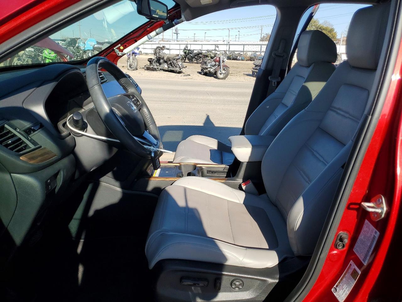 2020 HONDA CR-V TOURING photo 7