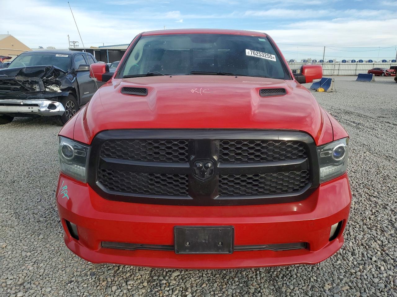 2018 RAM 1500 SPORT photo 5