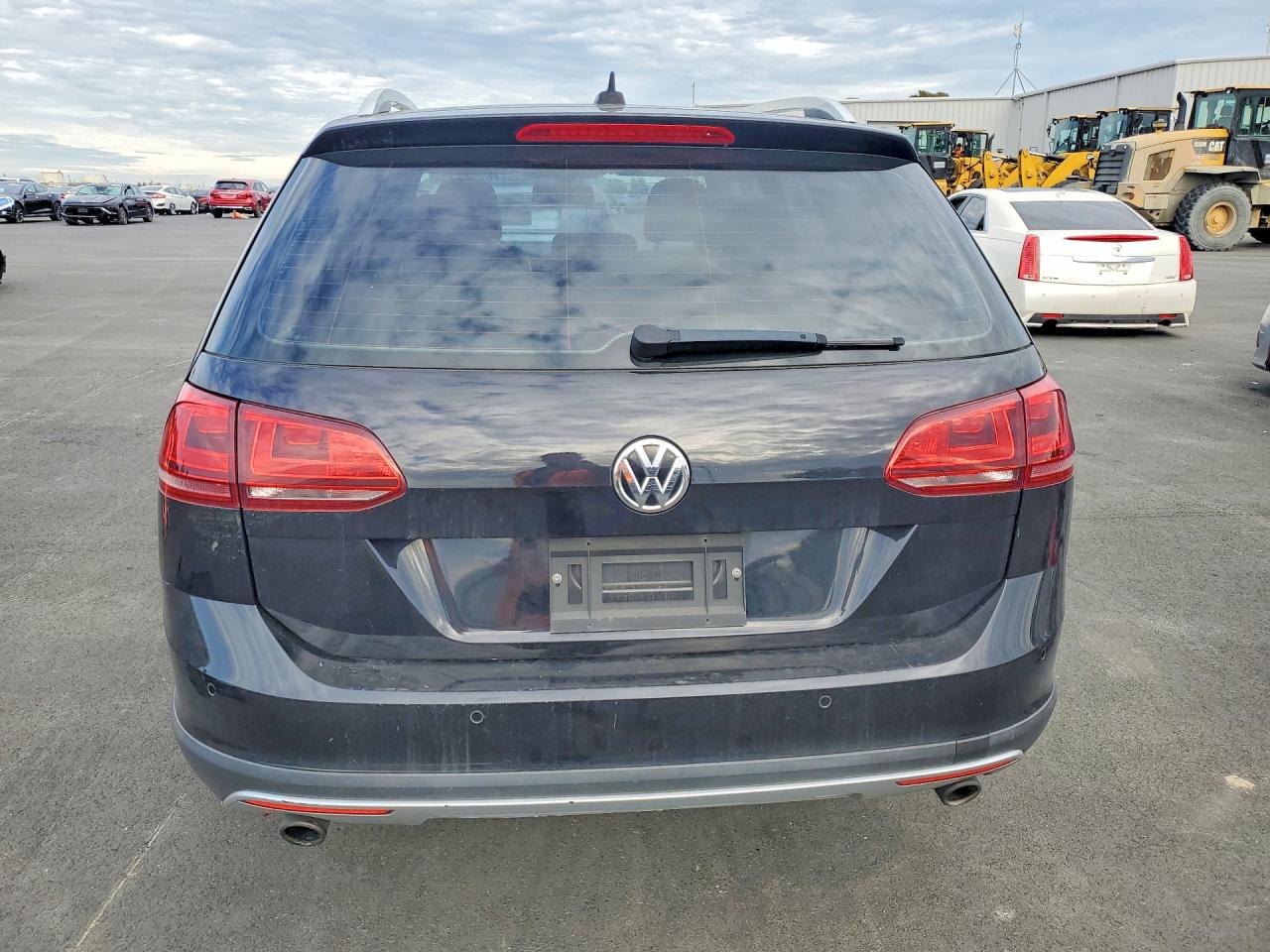 2017 VOLKSWAGEN GOLF ALLTRACK S photo 16