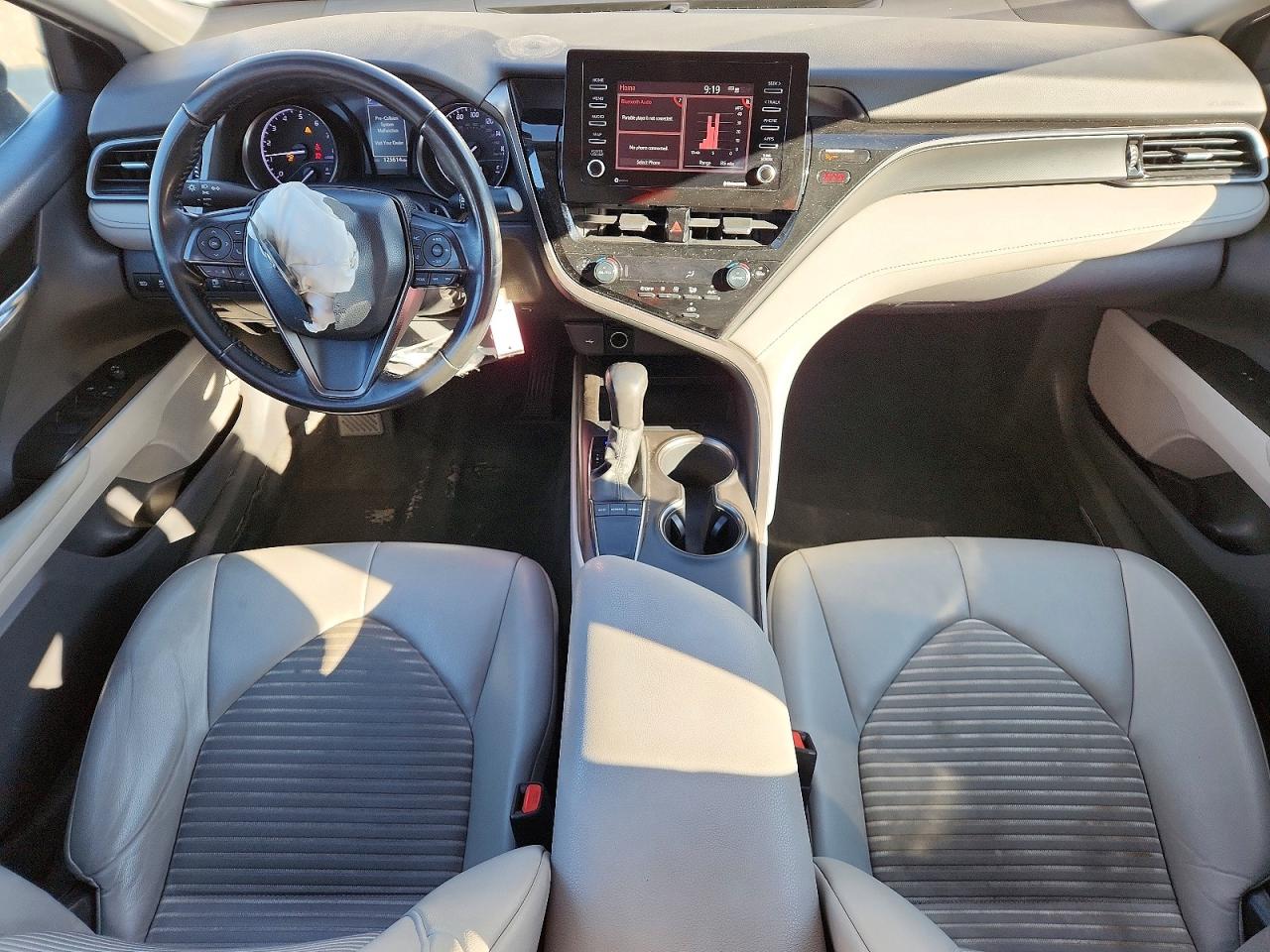 2022 TOYOTA CAMRY SE photo 22
