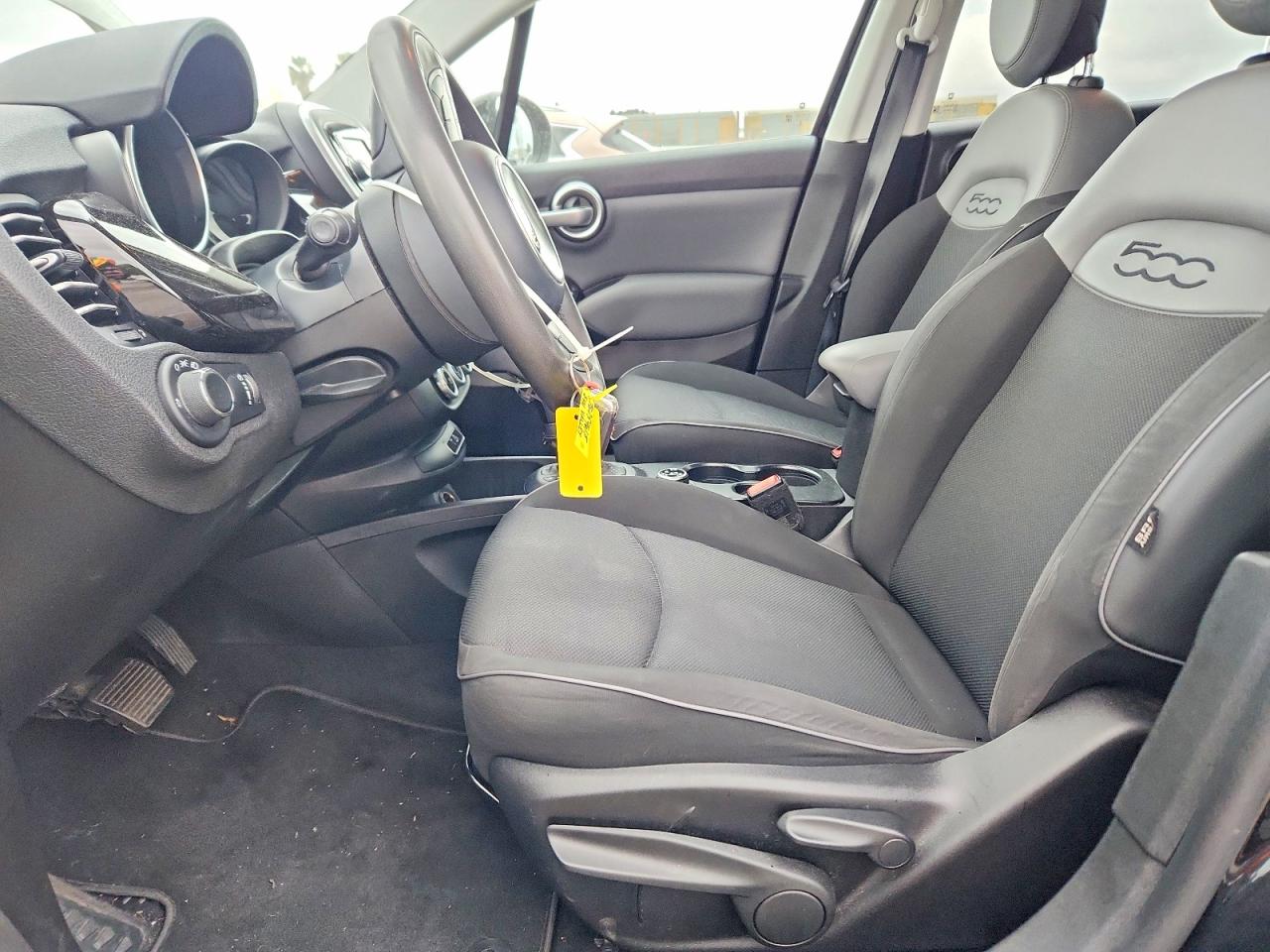 2016 FIAT 500X EASY photo 13