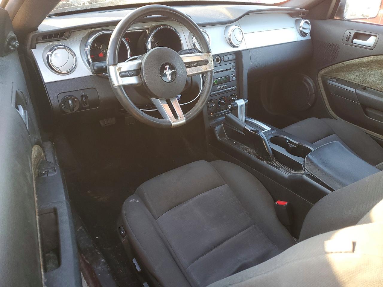 2008 FORD MUSTANG photo 15