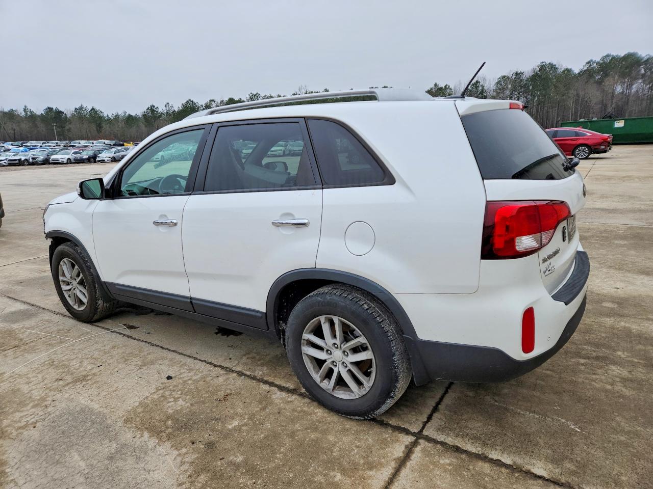 2015 KIA SORENTO LX photo 2