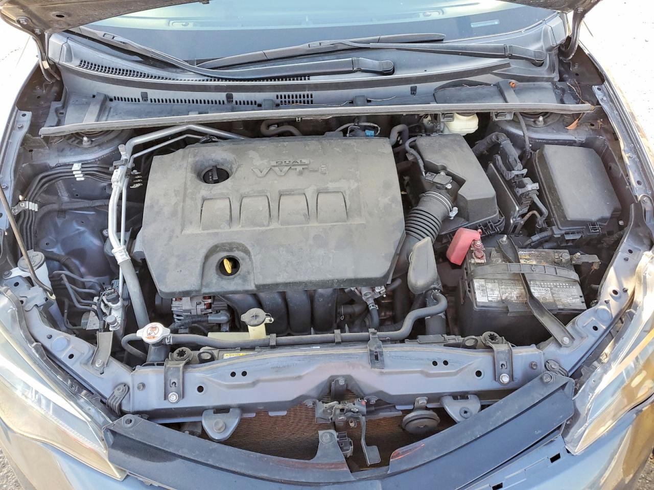 2018 TOYOTA COROLLA LE photo 11