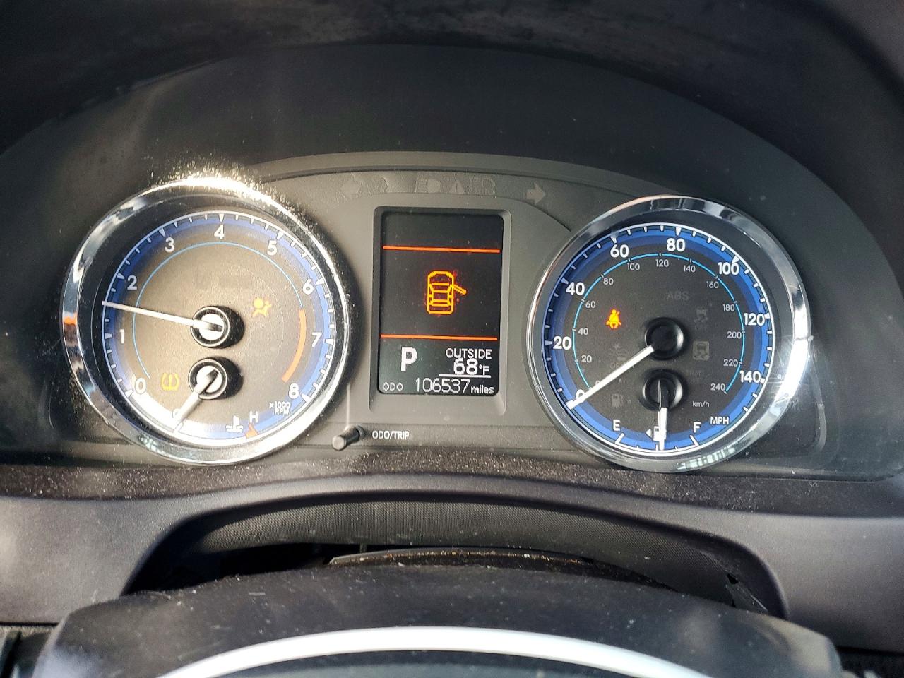 2018 TOYOTA COROLLA LE photo 9