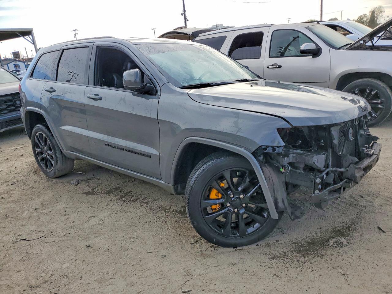 2022 JEEP GRAND CHEROKEE LAREDO E photo 7