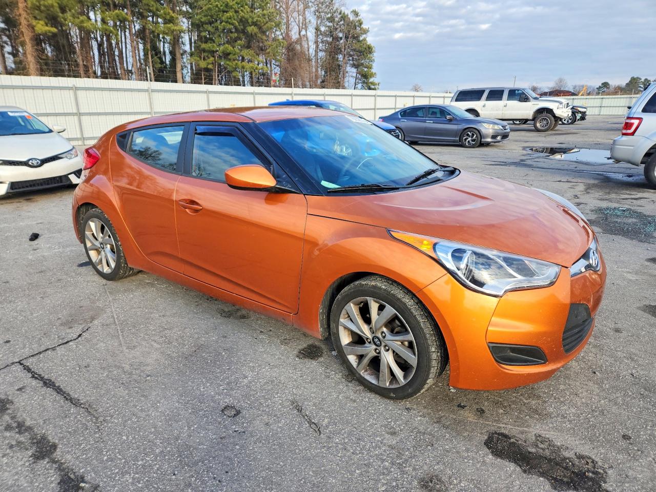 2016 HYUNDAI VELOSTER BASE photo 10