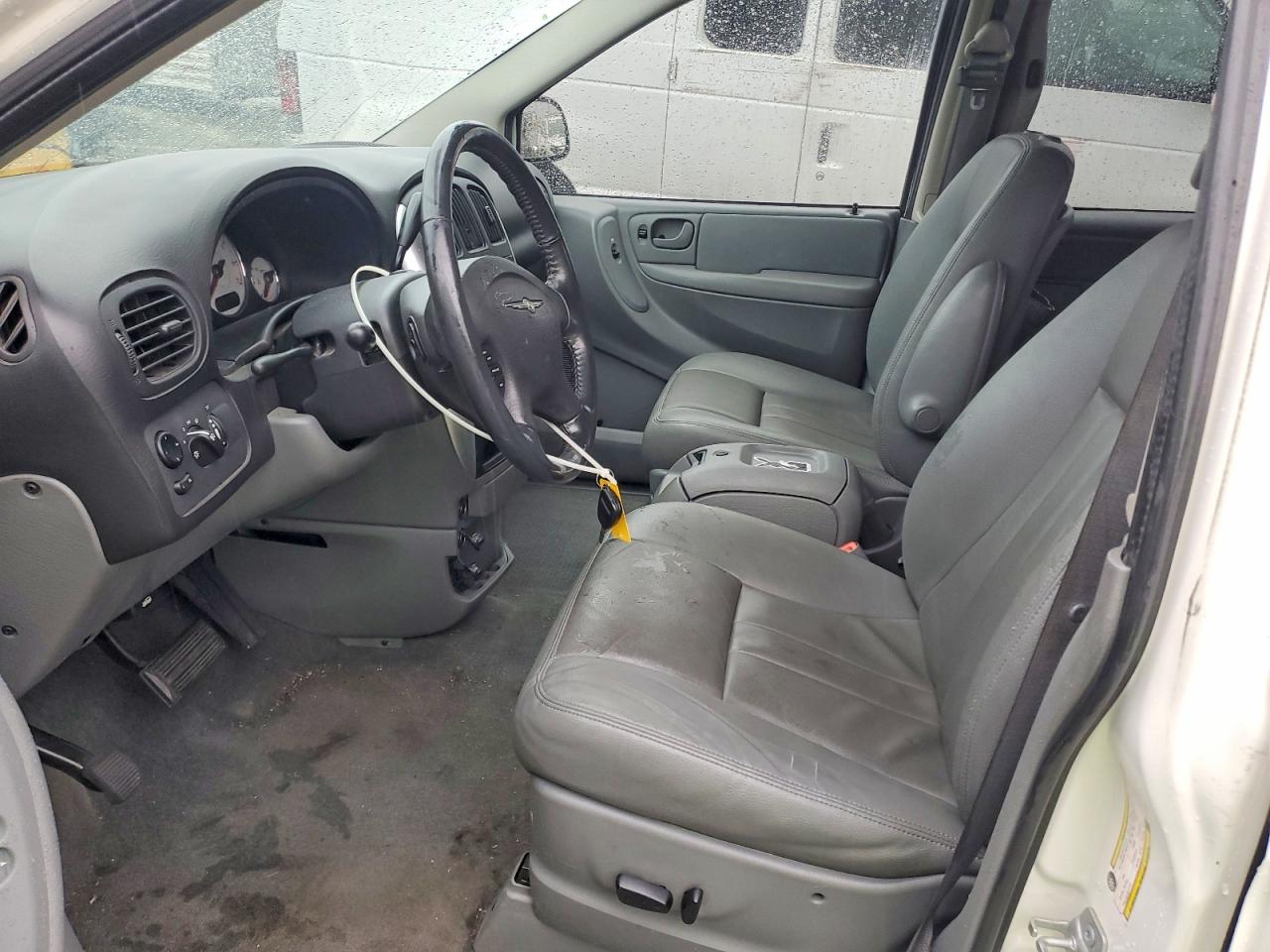 2007 CHRYSLER TOWN & COUNTRY TOURING photo 19