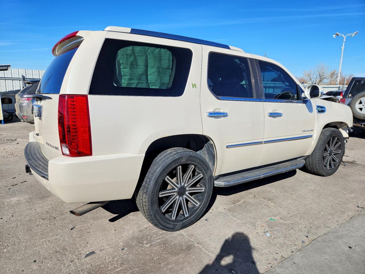 2010 CADILLAC ESCALADE HYBRID photo 3