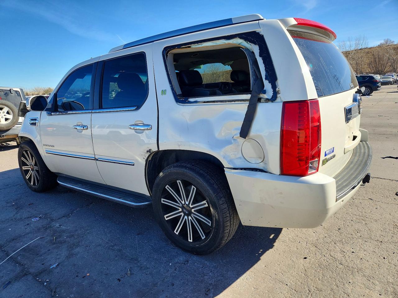 2010 CADILLAC ESCALADE HYBRID photo 2