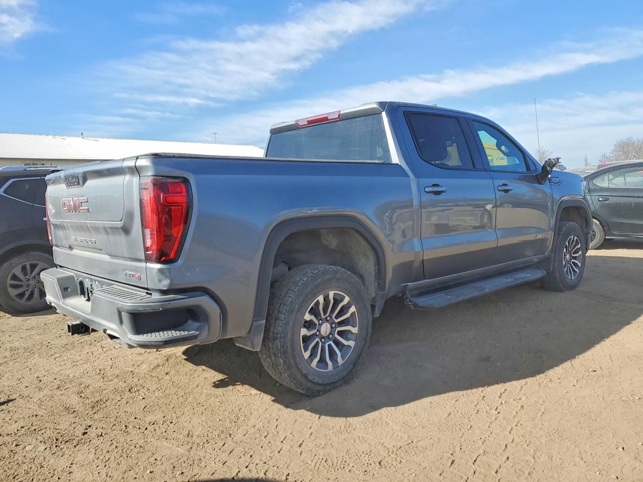 2021 GMC SIERRA K1500 AT4 photo 5