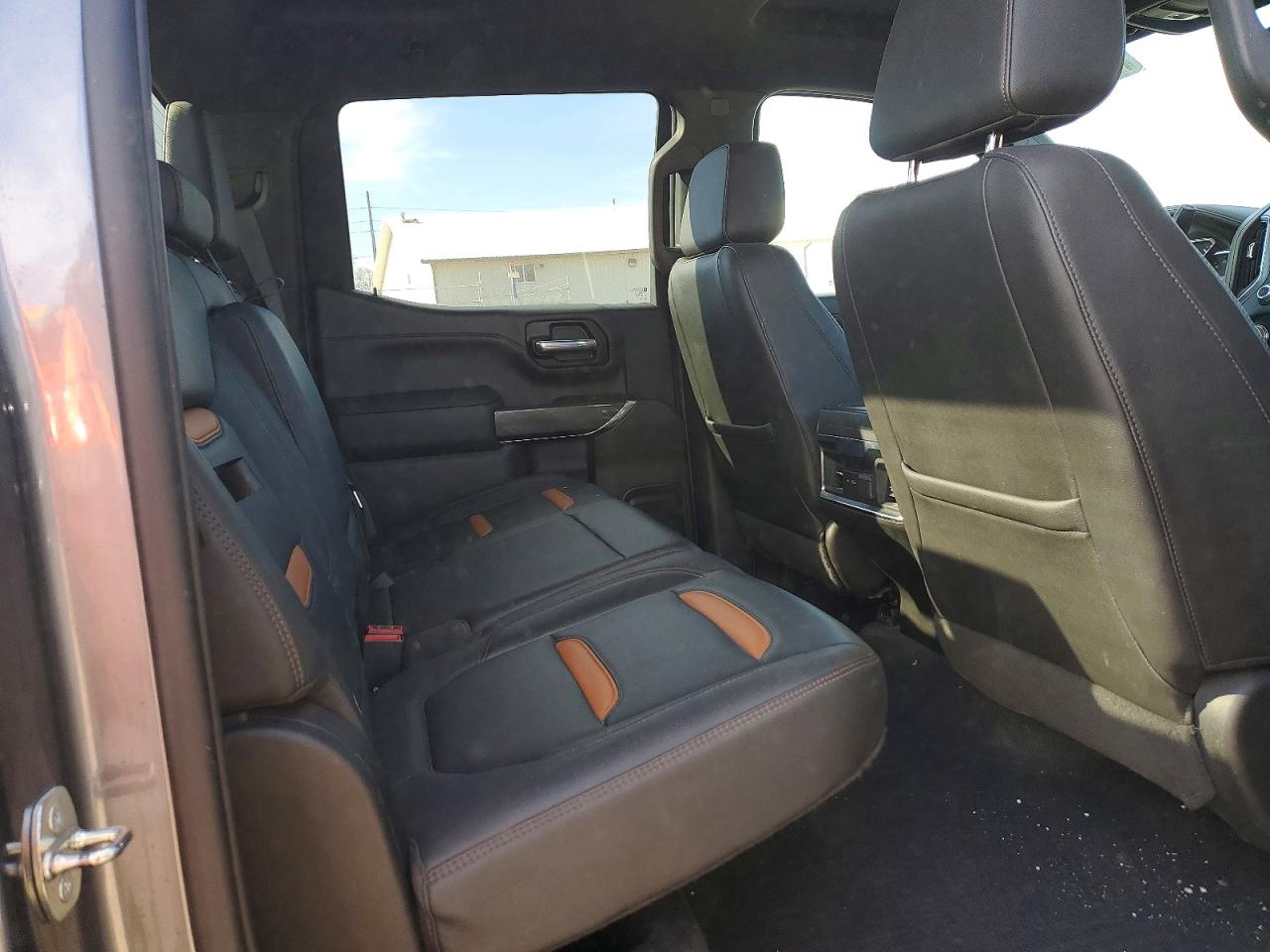 2021 GMC SIERRA K1500 AT4 photo 19