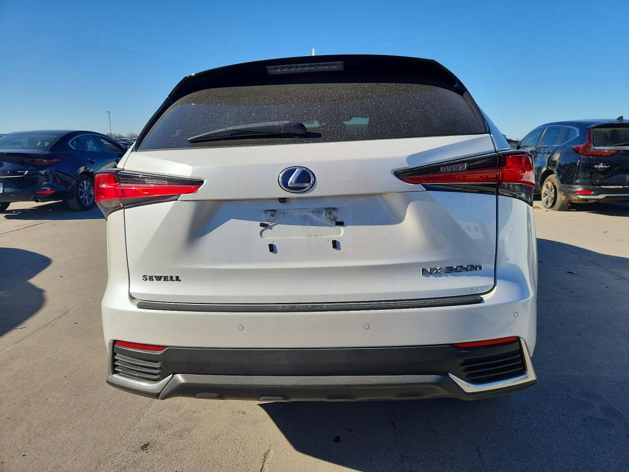 2020 LEXUS NX 300H photo 11