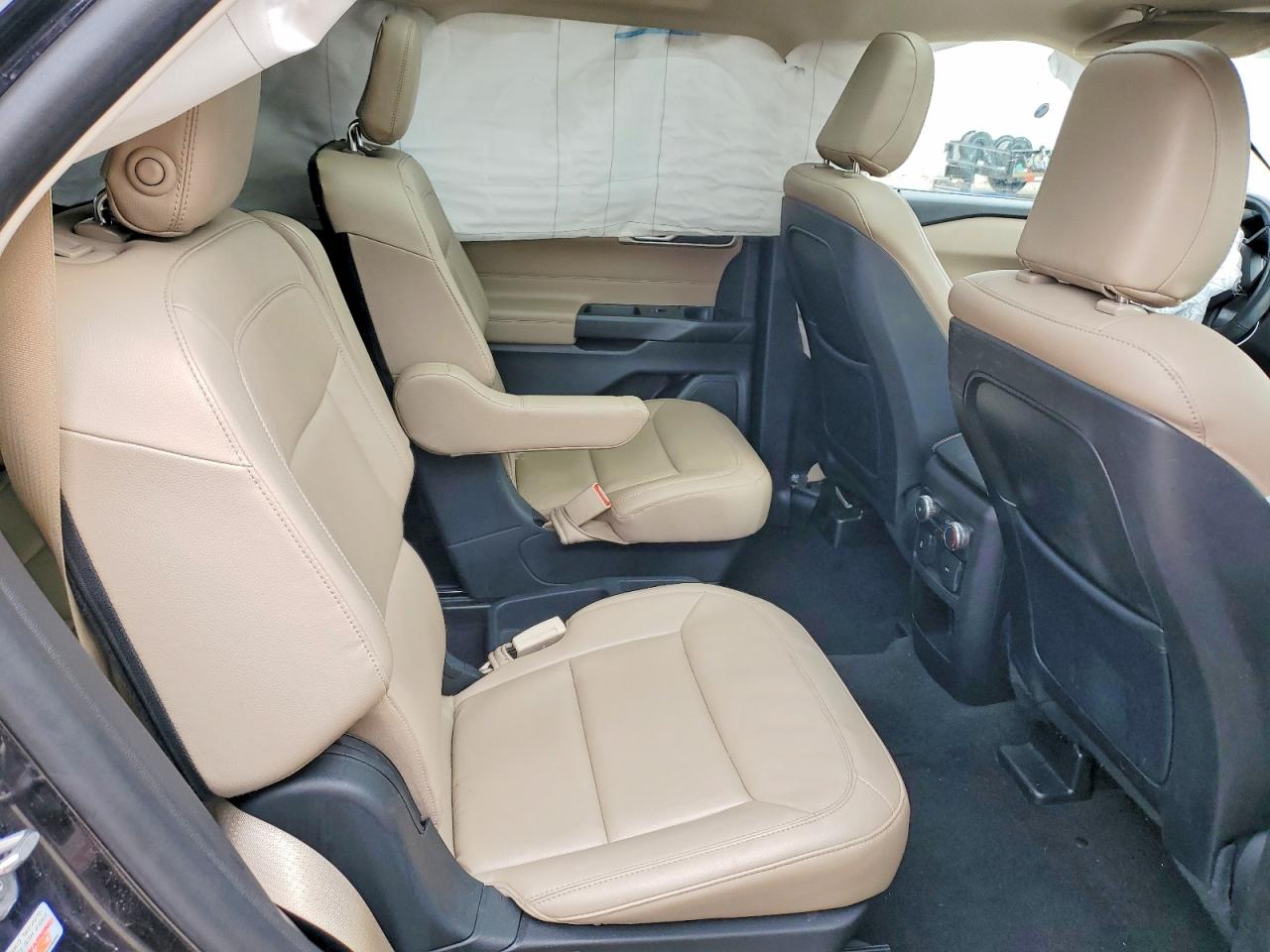 2020 FORD EXPLORER XLT photo 11