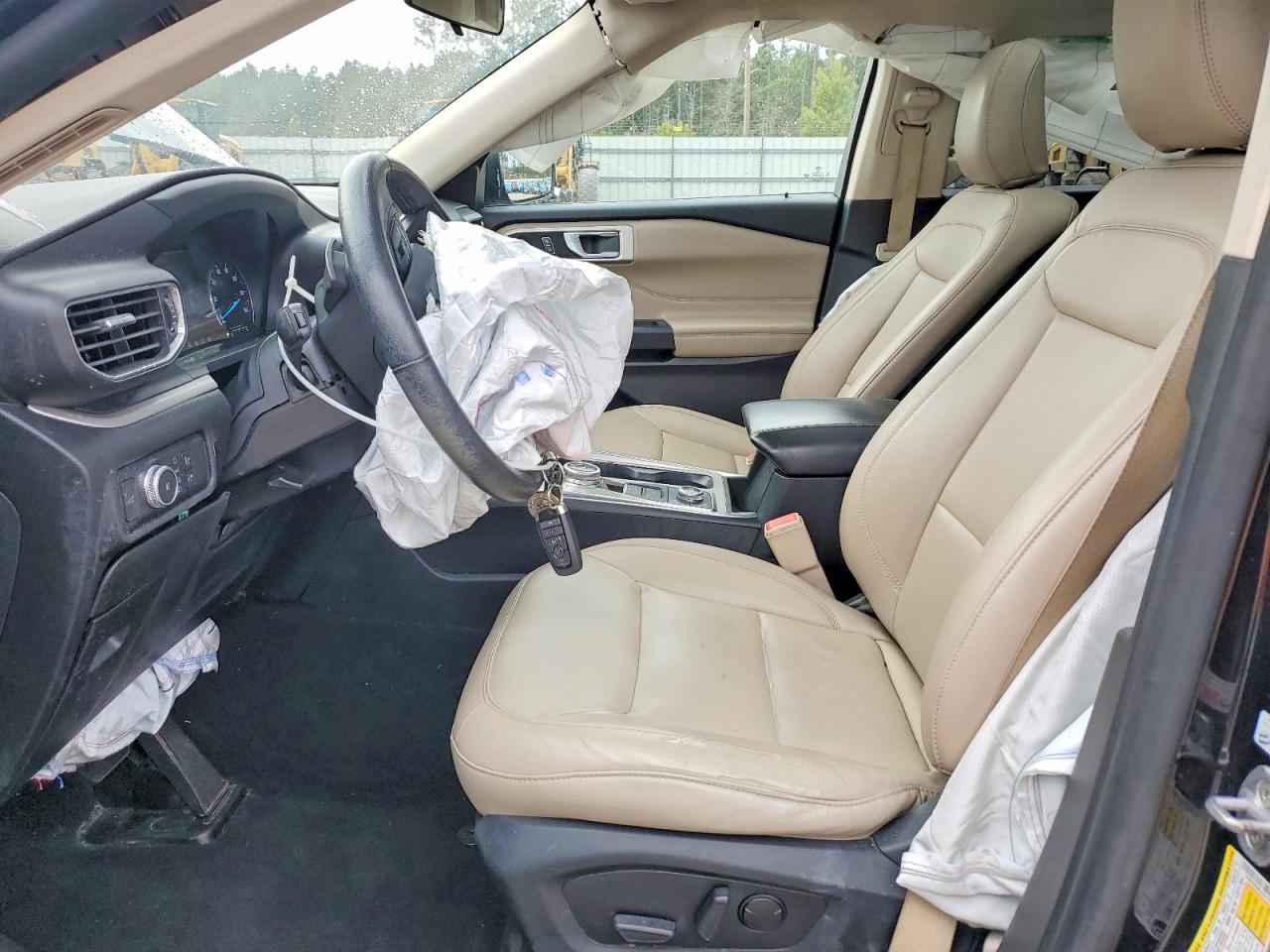 2020 FORD EXPLORER XLT photo 7