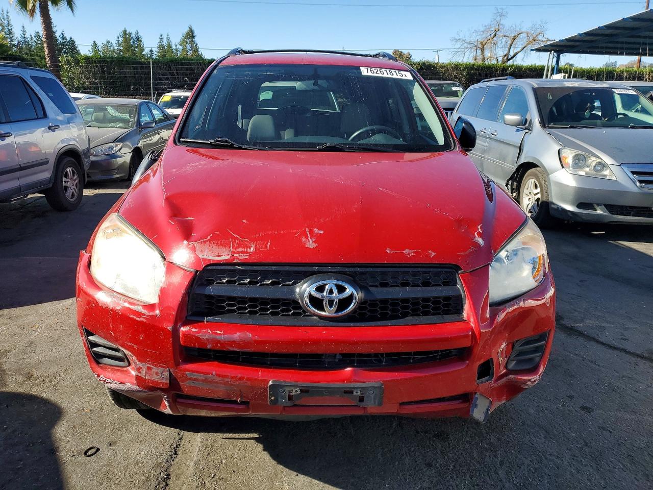 2011 TOYOTA RAV4 photo 9