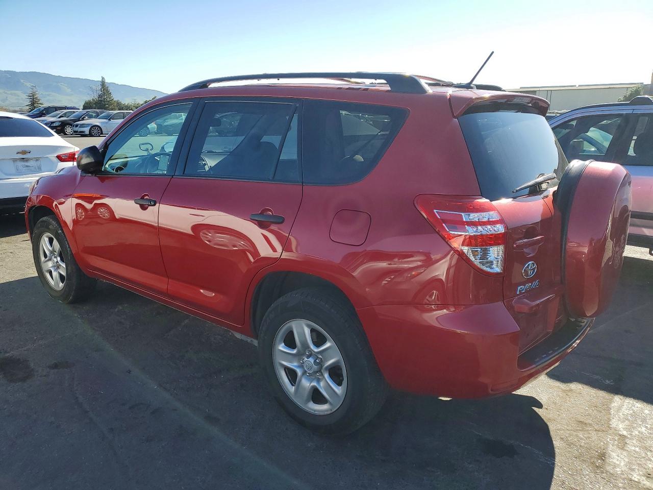 2011 TOYOTA RAV4 photo 3