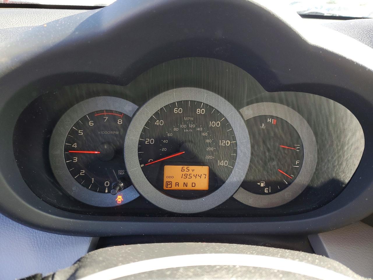 2011 TOYOTA RAV4 photo 17