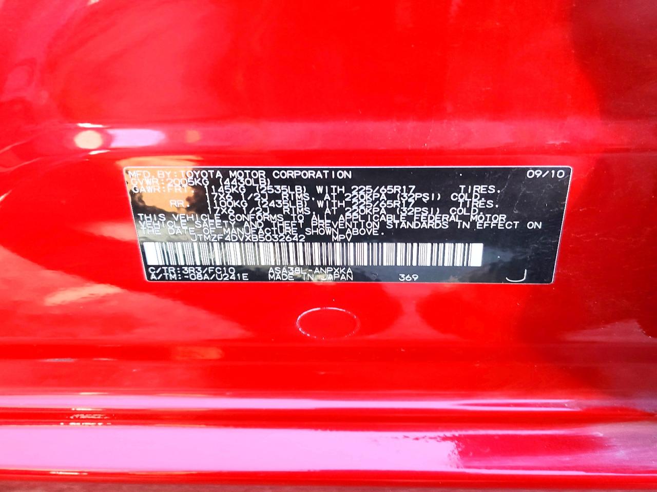 2011 TOYOTA RAV4 photo 25