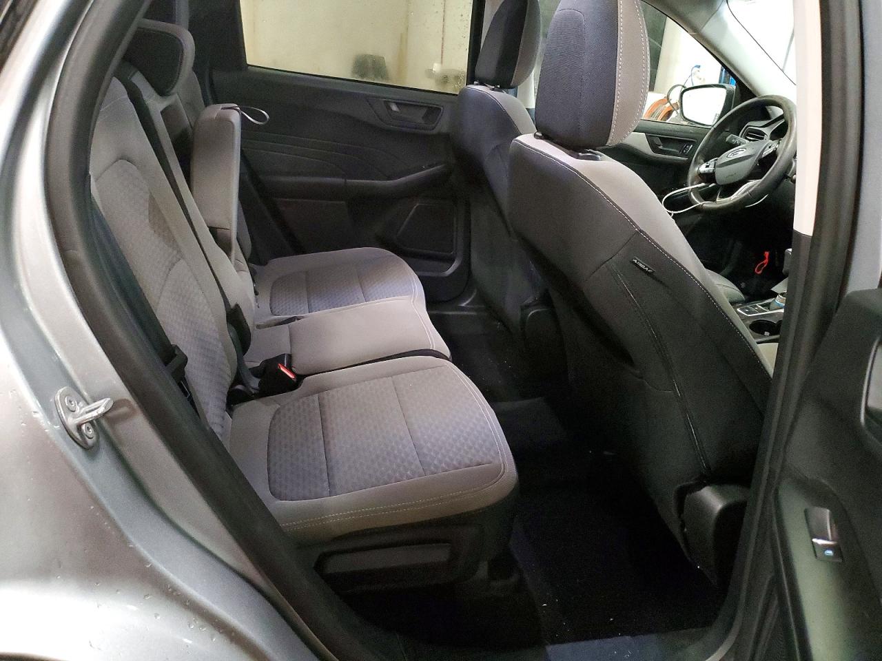 2022 FORD ESCAPE SE photo 21