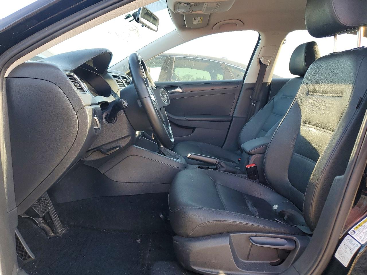 2012 VOLKSWAGEN JETTA SE photo 7
