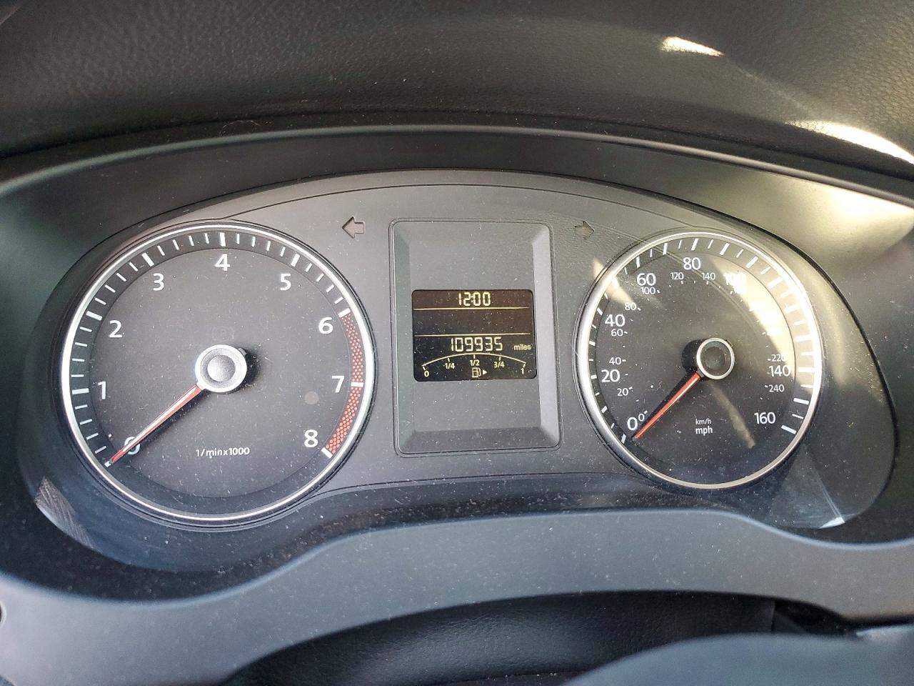 2012 VOLKSWAGEN JETTA SE photo 9