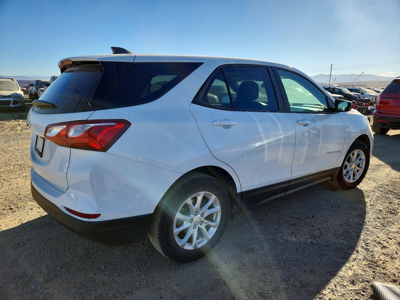2020 CHEVROLET EQUINOX LS photo 7