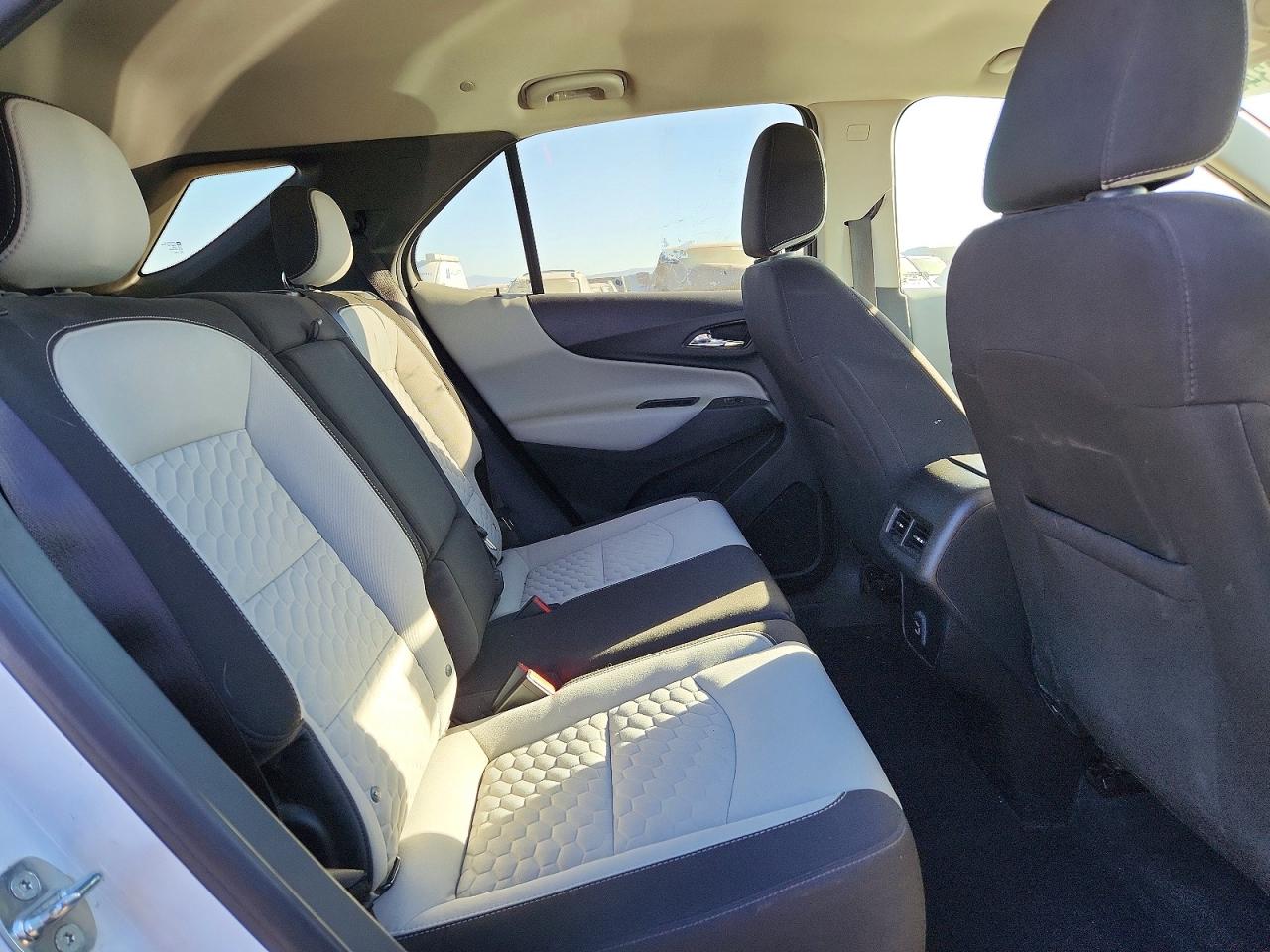 2020 CHEVROLET EQUINOX LS photo 28