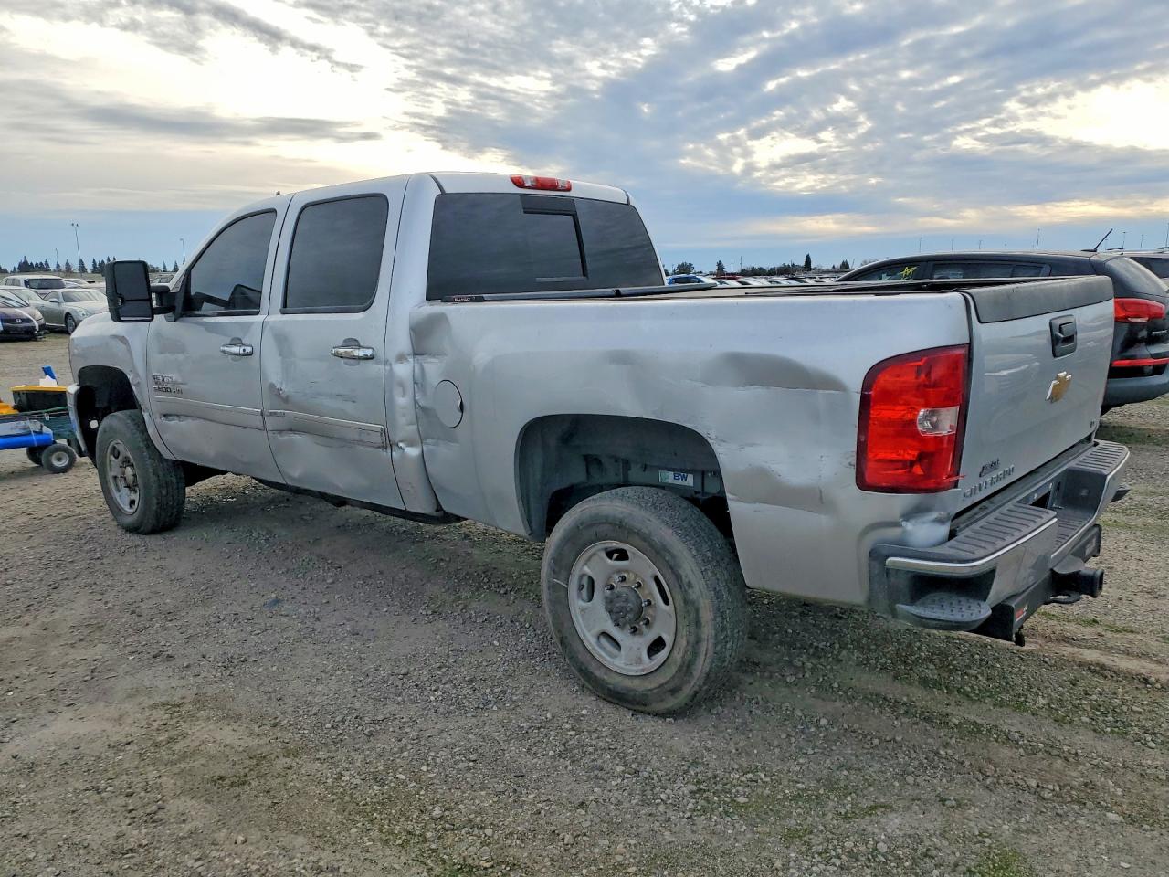 2014 CHEVROLET SILVERADO K2500 HEAVY DUTY LT photo 4