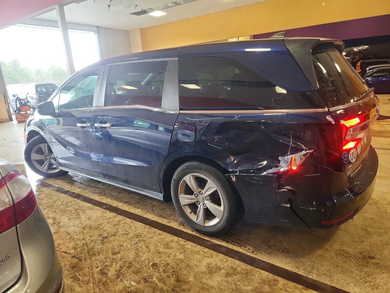2019 HONDA ODYSSEY EXL photo 3