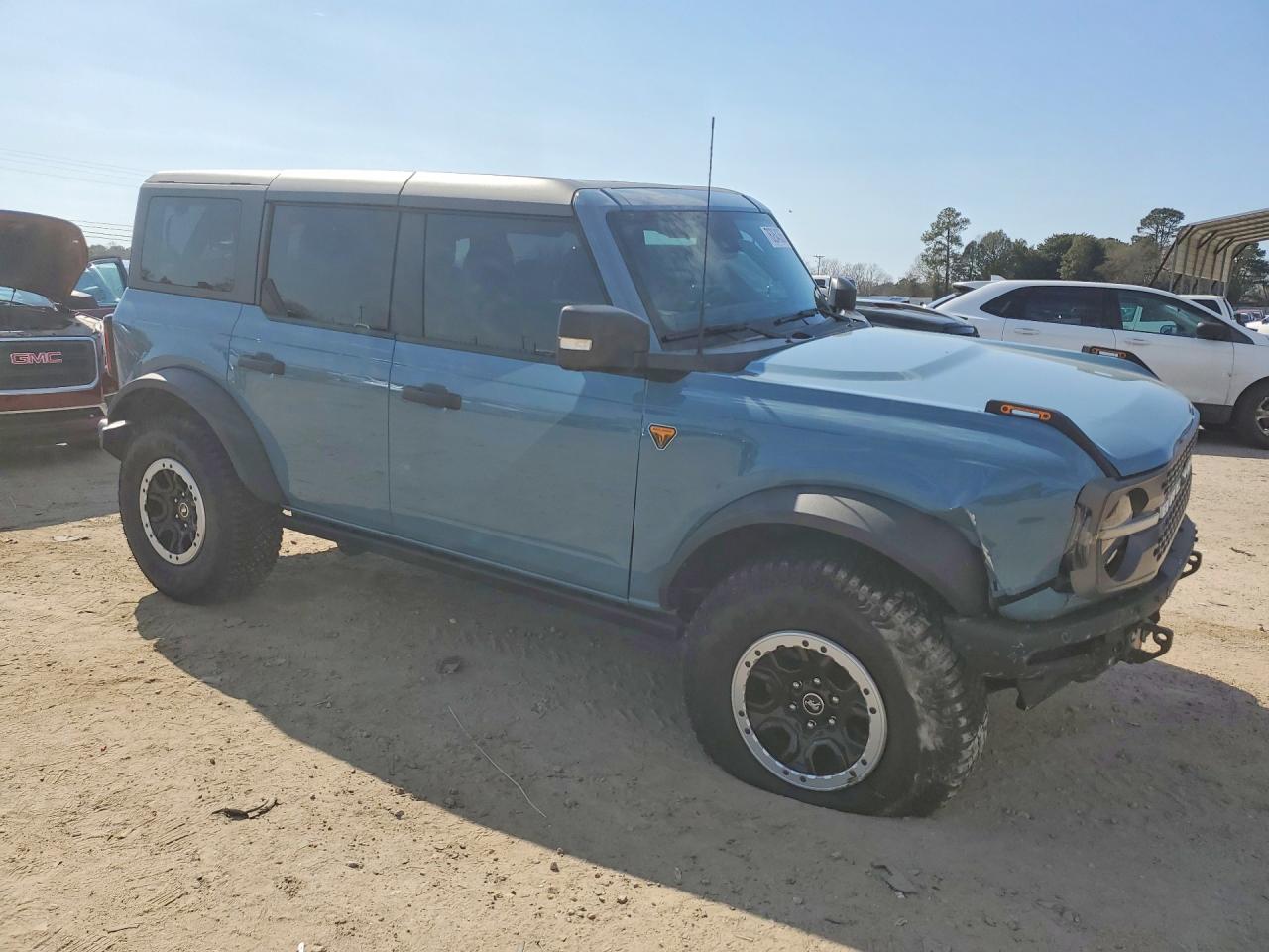 2023 FORD BRONCO BASE photo 4