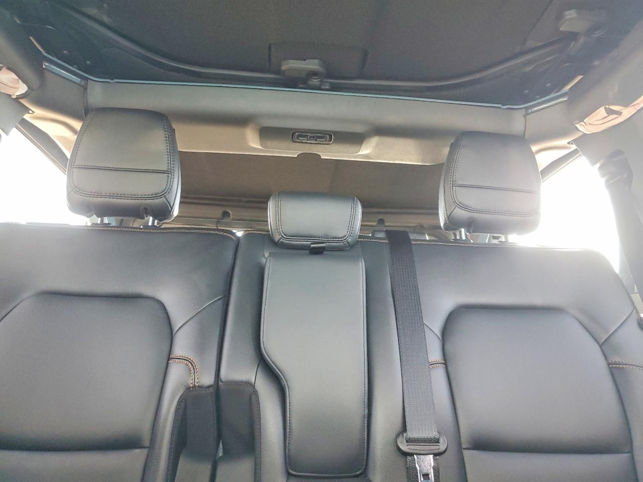 2023 FORD BRONCO BASE photo 10