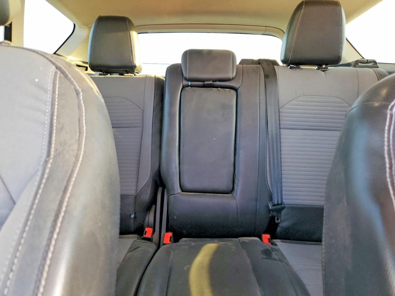 2019 FORD ESCAPE SE photo 10