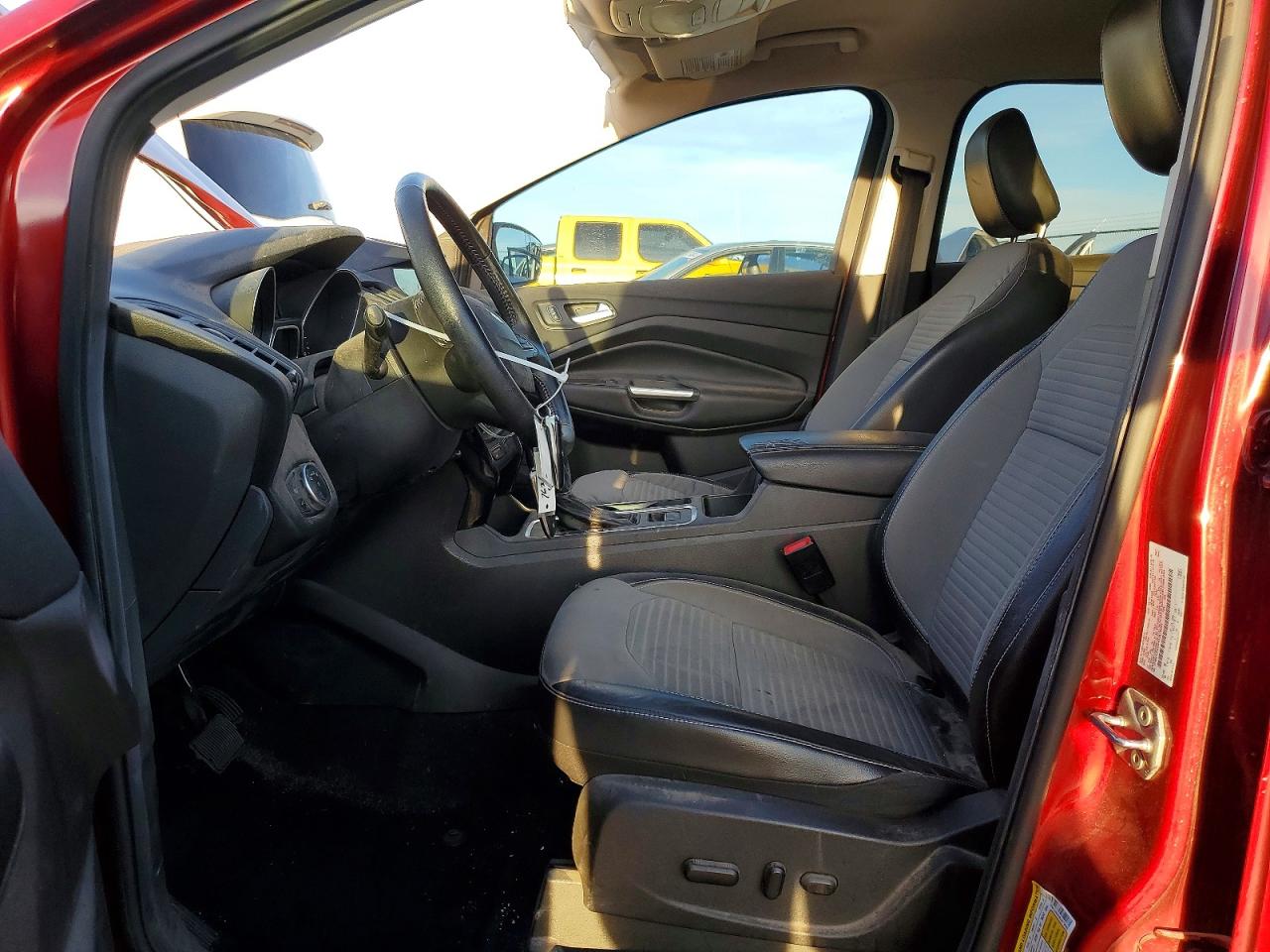 2019 FORD ESCAPE SE photo 7