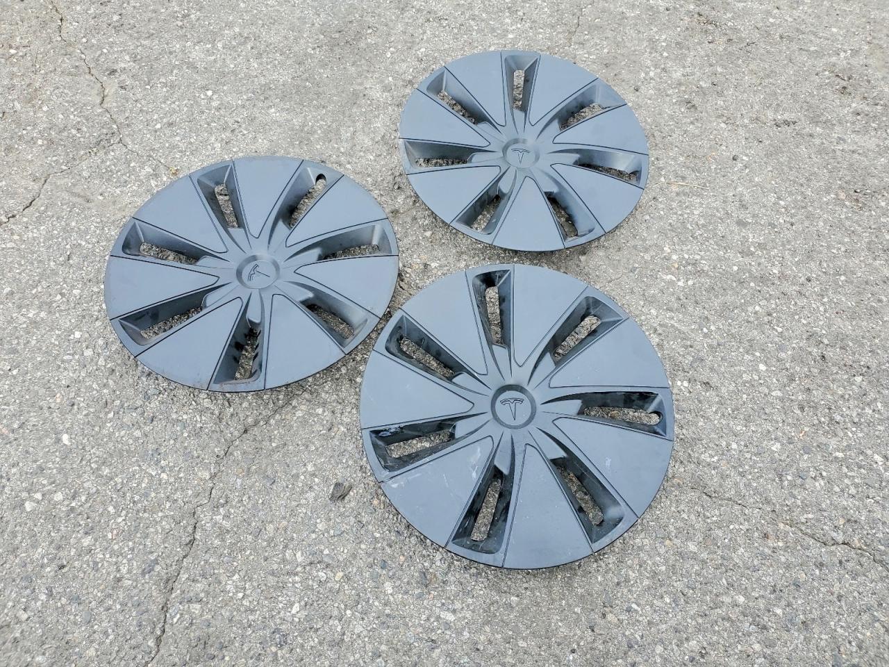 2024 TESLA MODEL 3 photo 23