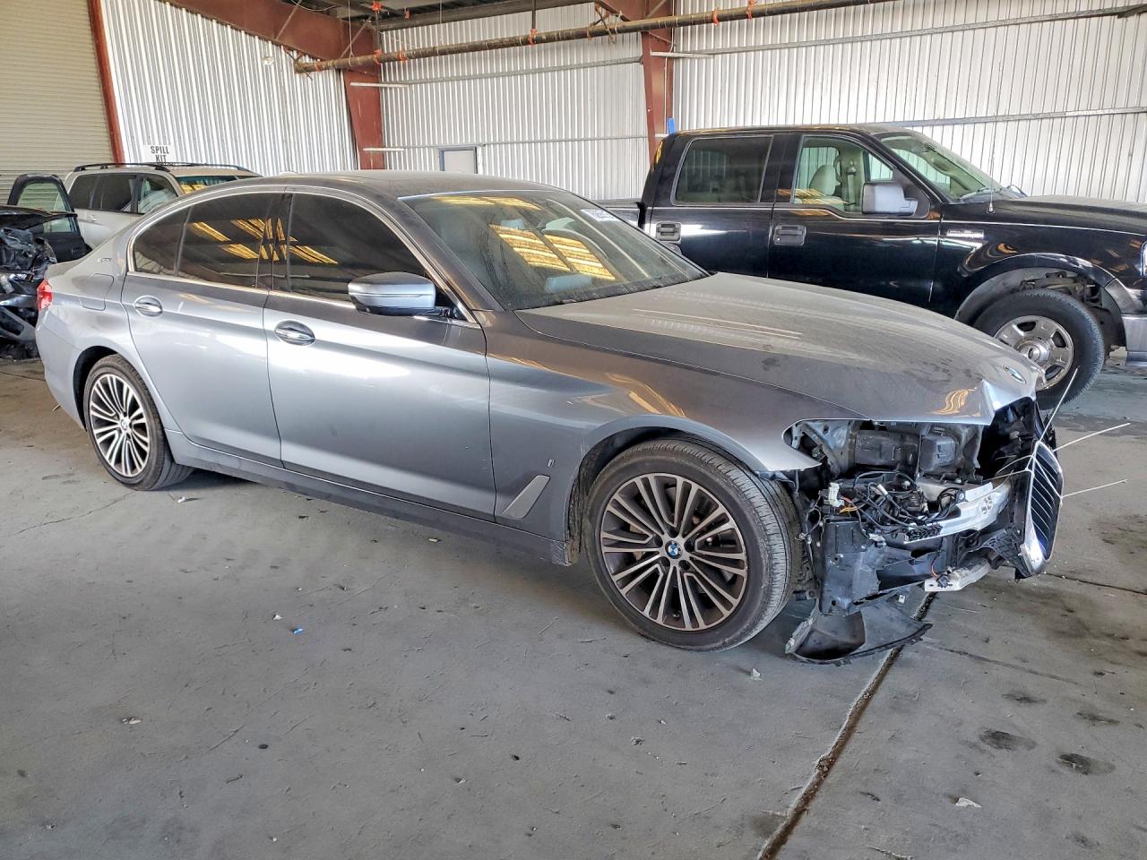 2018 BMW 530E photo 4