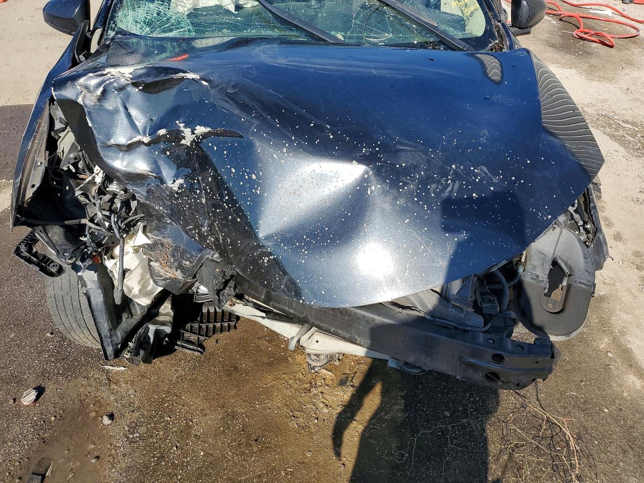 2015 TOYOTA COROLLA LE photo 21