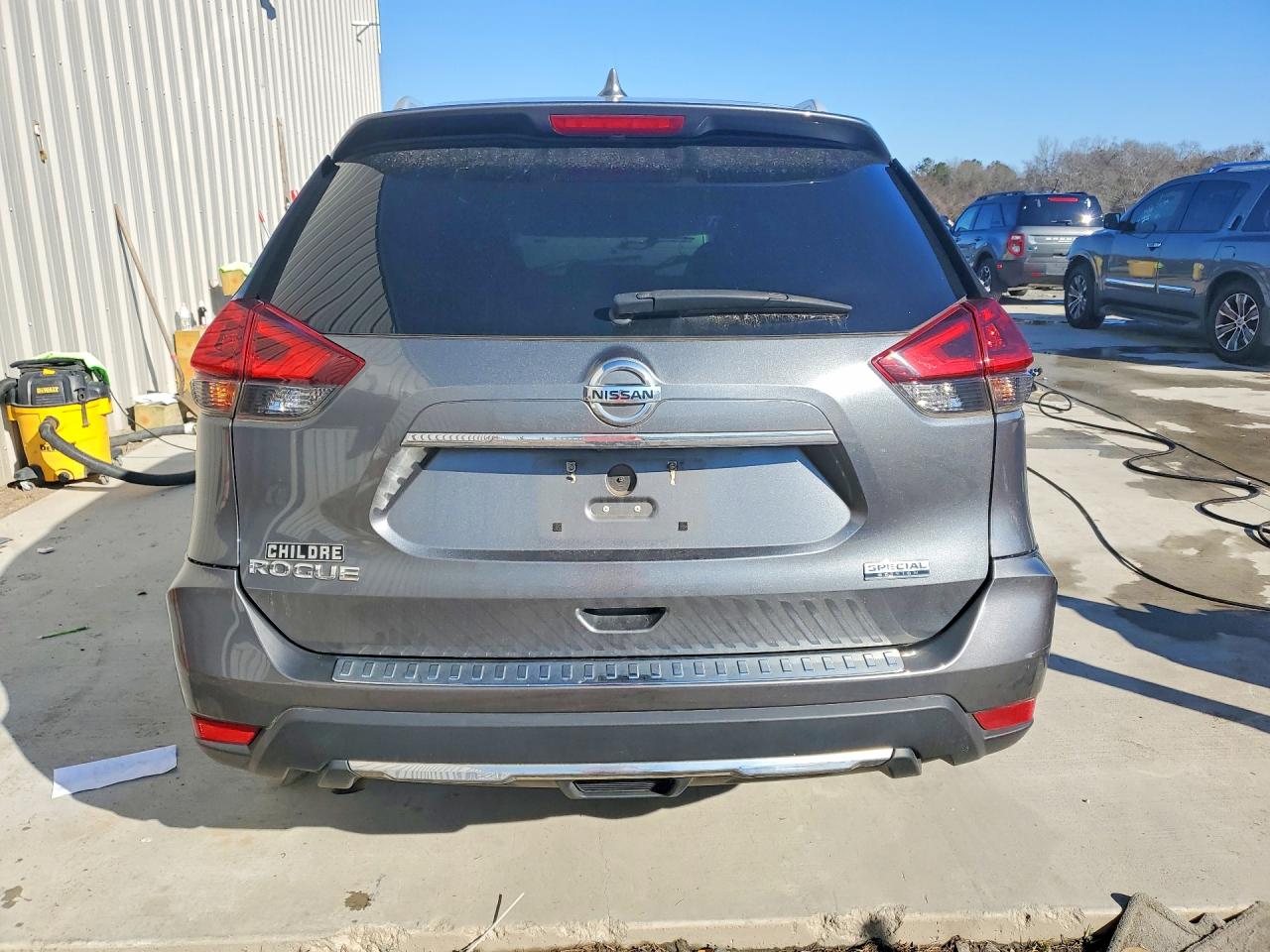2020 NISSAN ROGUE S photo 16