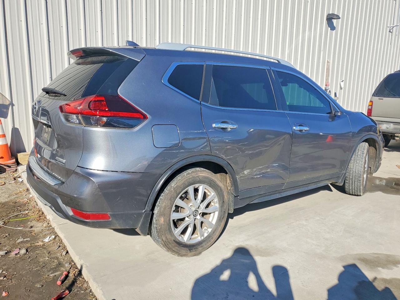 2020 NISSAN ROGUE S photo 7