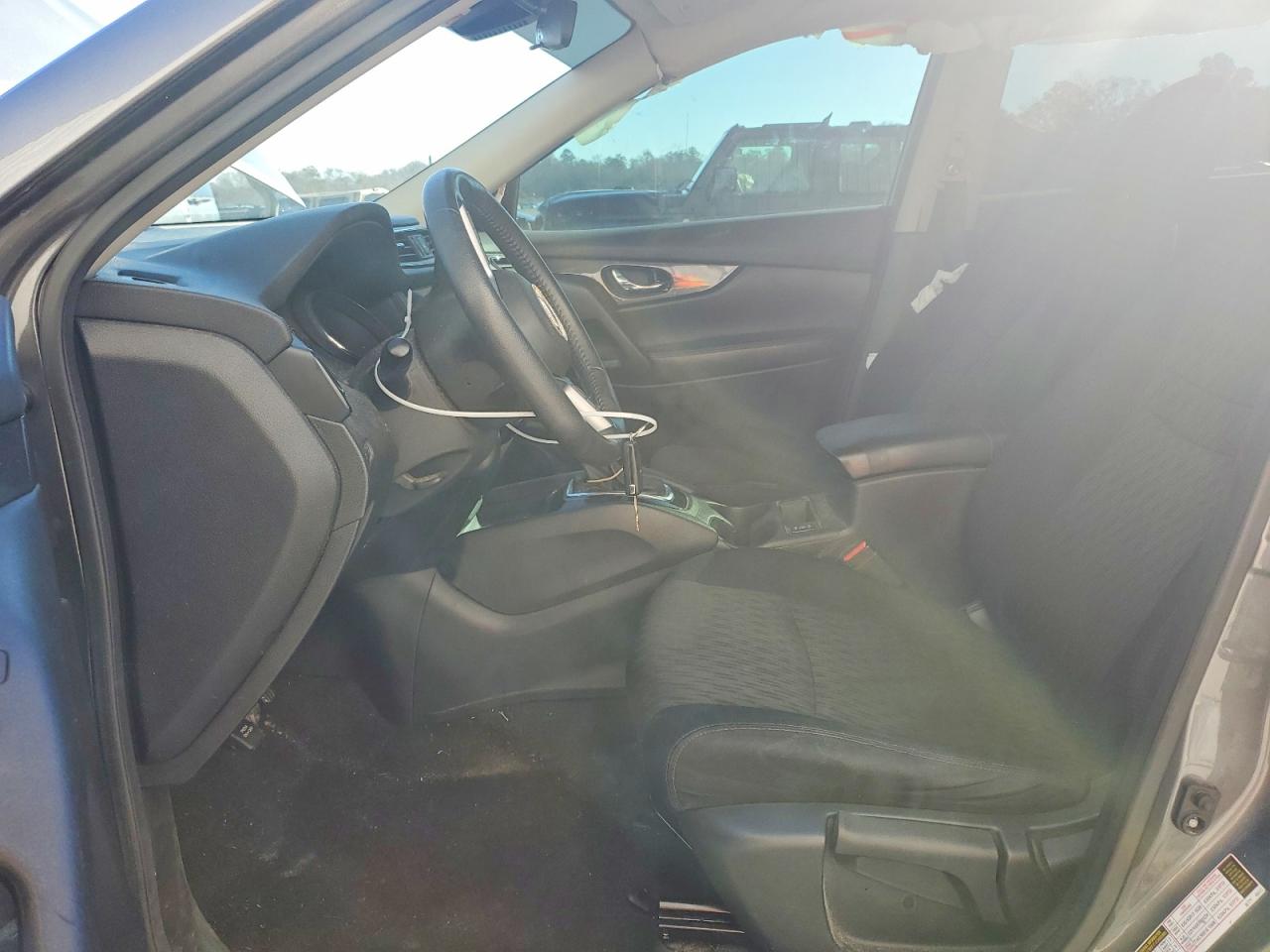 2020 NISSAN ROGUE S photo 19