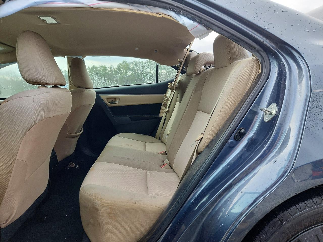 2014 TOYOTA COROLLA LE photo 19